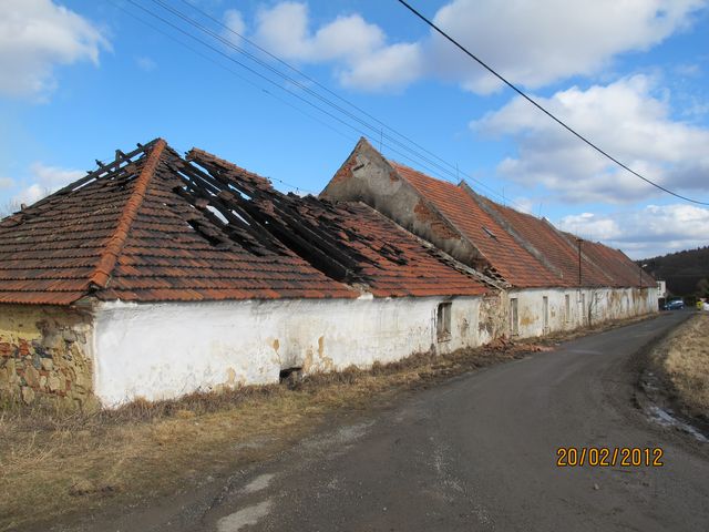 Pozar-stodoly-v-obci-Snopousovy (2)